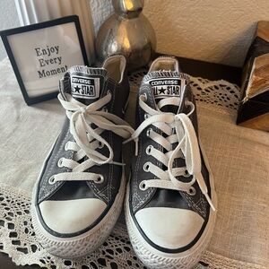 Women’s size 8 grey converse
